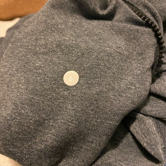 Define jacket - Picture 4 of 4